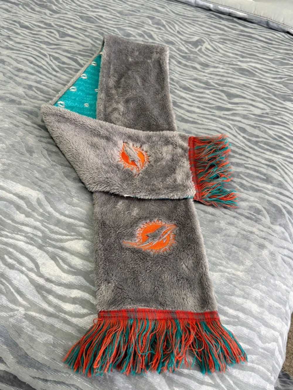 NEW! Miami Dolphins Teal & Orange Logo Scarf